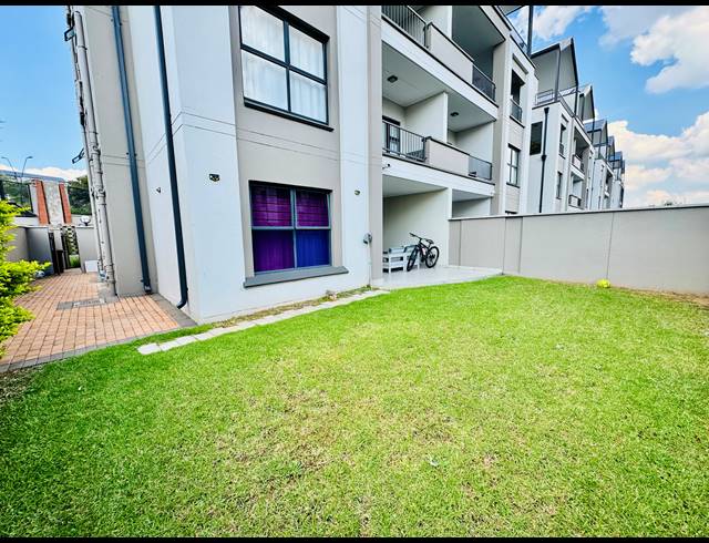 3 BEDROOM FLAT FOR SALE IN WATERFALL